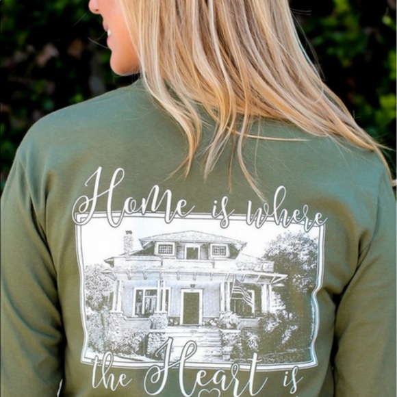 NWT AUTHENTIC SOUTHERN DARLIN T-SHIRT - Picture 3 of 3